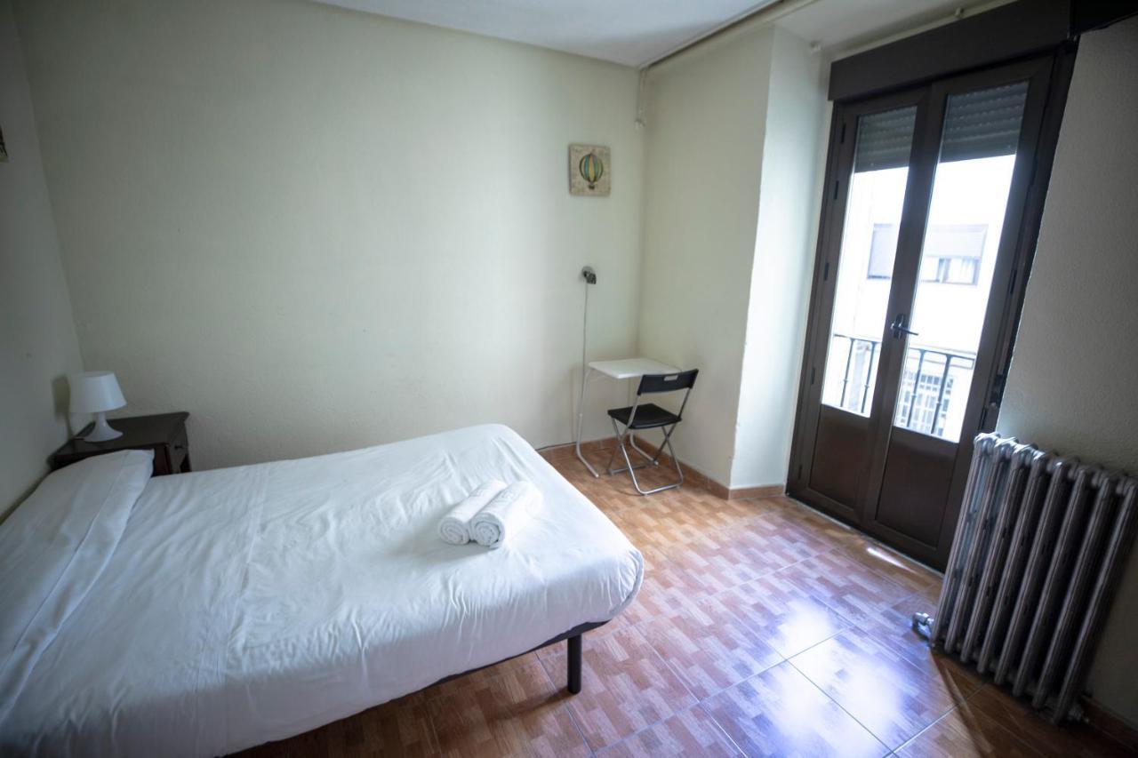Hostal Los Perales Madrid Eksteriør bilde